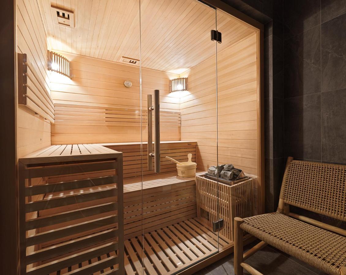 No 15 Ermou Hotel Солун Екстериор снимка A modern Finnish sauna