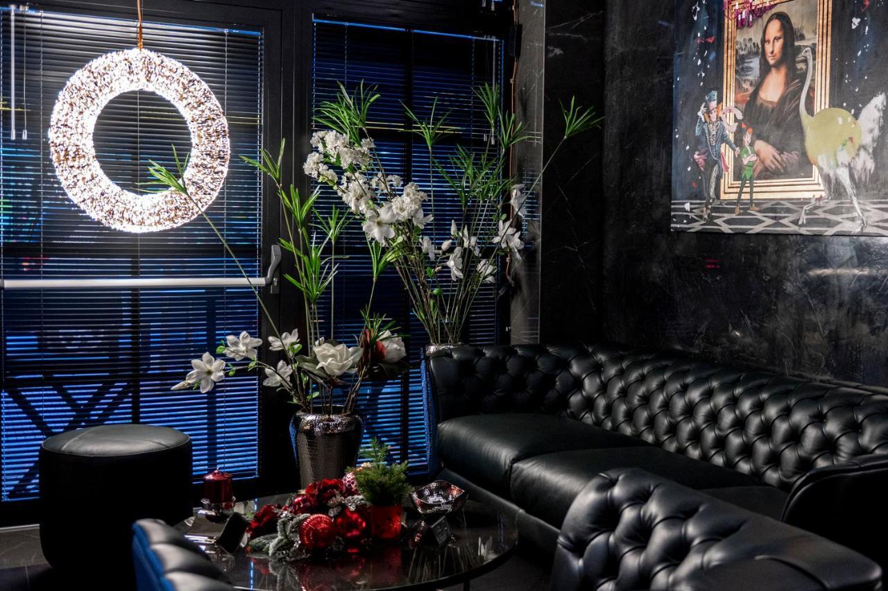 No 15 Ermou Hotel Солун Екстериор снимка Interior of a nightclub in Tokyo
