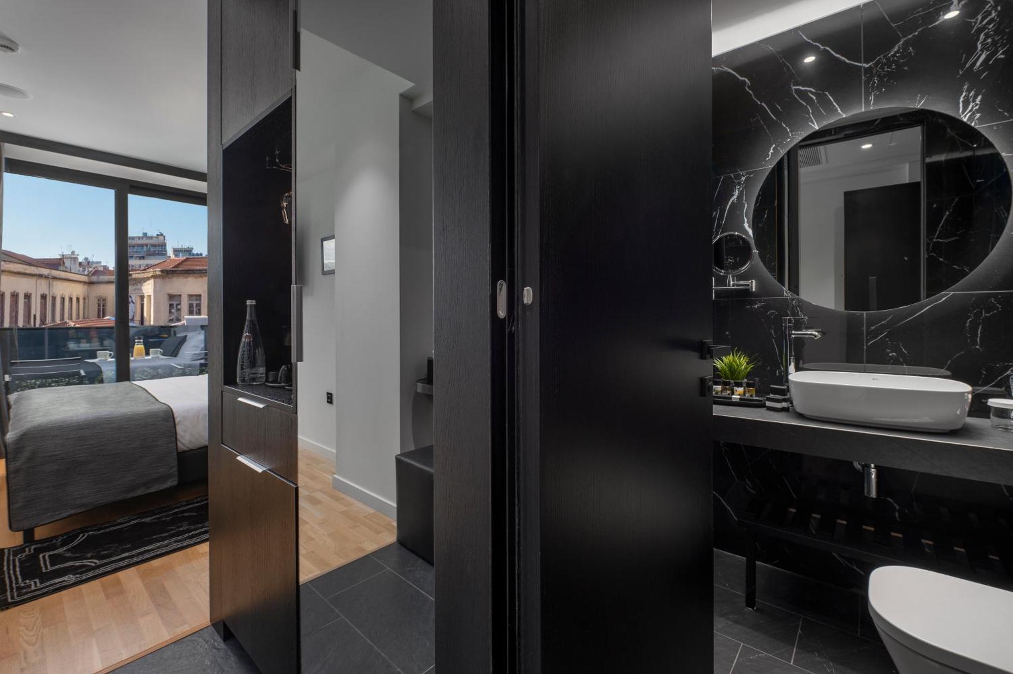 No 15 Ermou Hotel Солун Стая снимка Bathroom